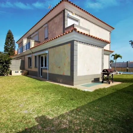 Lovisi Villa *